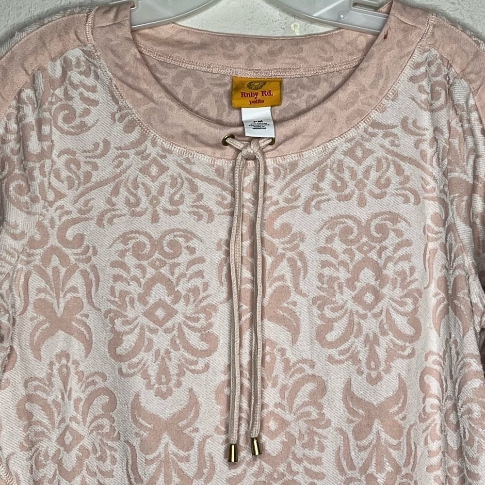 Vintage Ruby Rd. Top - Picture 2 of 7